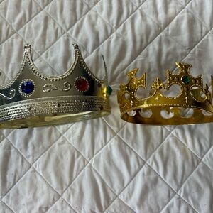 10 for $10 choose any 10 items marked 10 for $10 
King and prince costume crowns